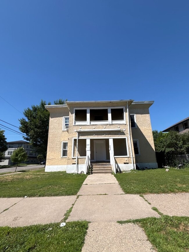 Building Photo - 3552 5th Ave S Unit 3552 5th Avenue S: -3