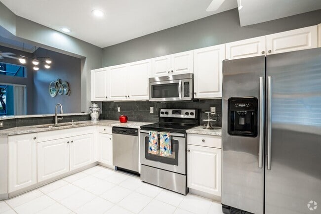 Building Photo - 5661 NW 125th Ave Rental