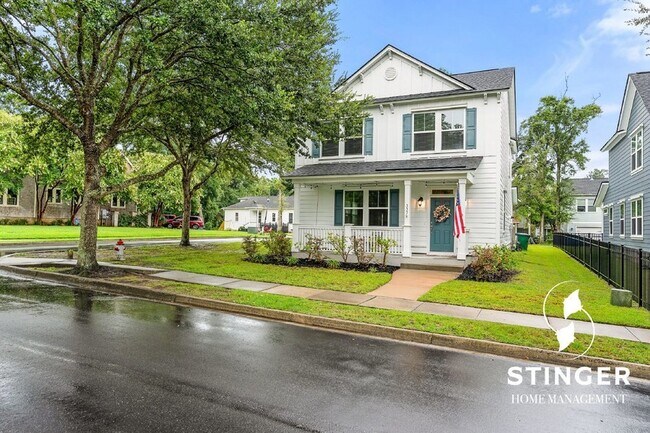 3 Bedroom / 2.5 Bath in Old Shell Point - 3 Bedroom / 2.5 Bath in Old Shell Point House