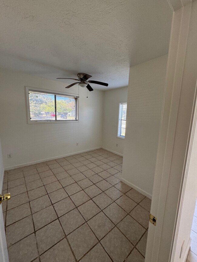 Photo - 10134 Kirkglen Dr