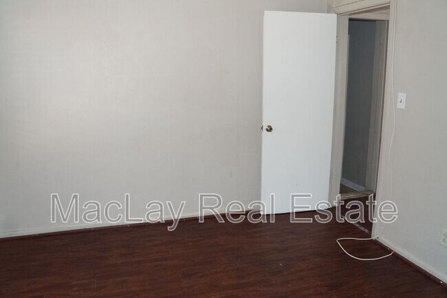 Photo - 2227 N 24th Pl