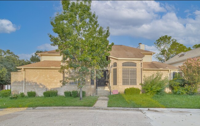 Photo - Huge breathtaking home!! Gated comunity with private lakes!