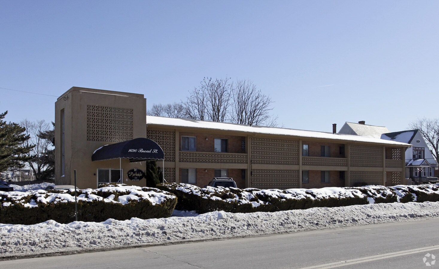 Parkside Apartment Homes - The Edge Apartments