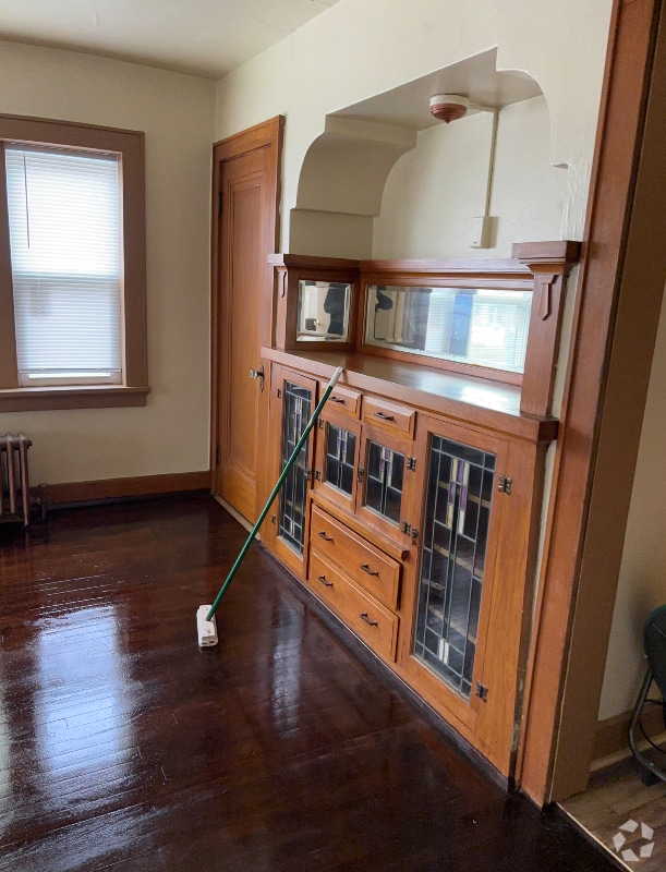 Building Photo - 1836 S 55th St Rental