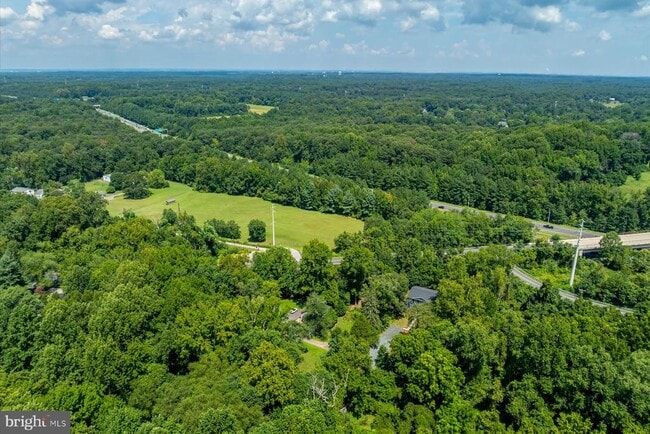 Photo - 1400 Lower View Ct