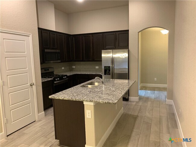 Photo - 1205 Old FM 306