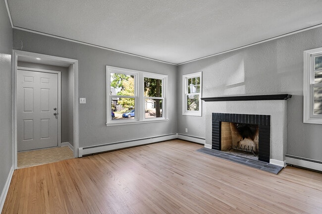 Photo - 2082 Berkeley Ave