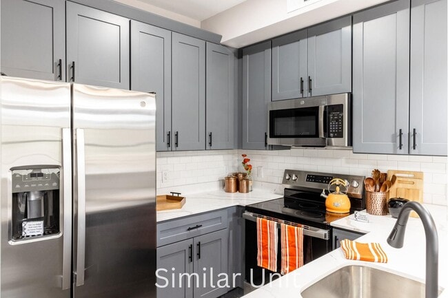 Photo - 5 Stickney Ave Unidad 5S10