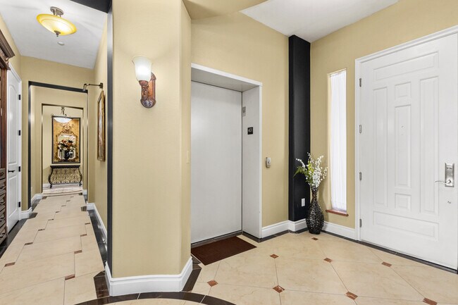 Photo - 9145 Tesoras Dr Unit 401