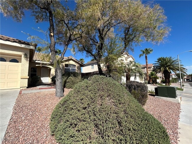 Photo - 497 1st Light St