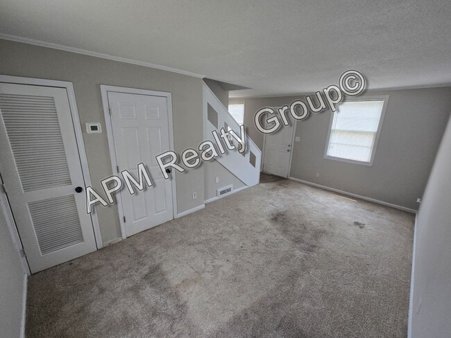 Photo - 320 S Beltline Blvd