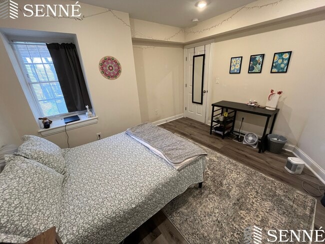 Photo - 14 Flint St Unit 1