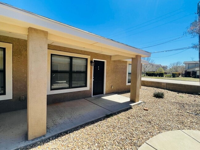 Photo - 1101 W 15th St Unidad C