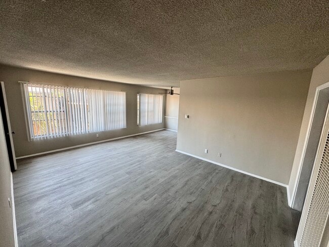 4052 Coco Ave Unit 12
