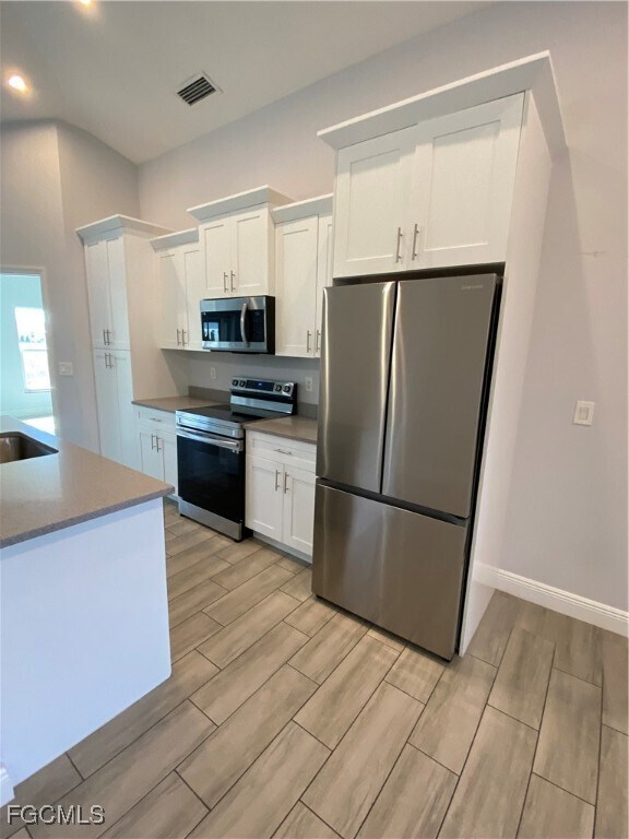 Photo - 2213 Hogan Dr