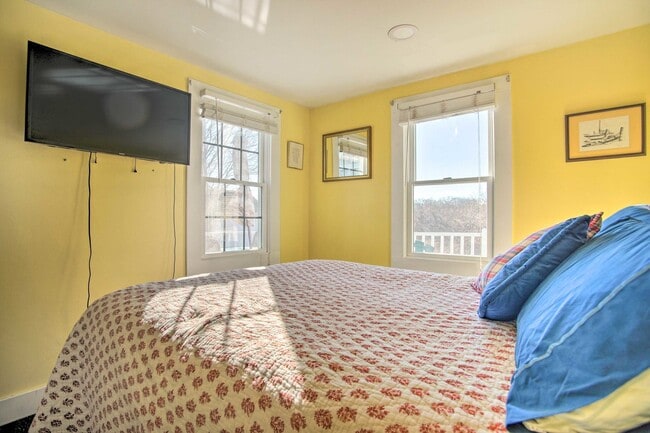 Photo - 343 Ocean St