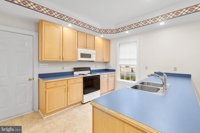 Photo - 3904 Corbin Hall Ln