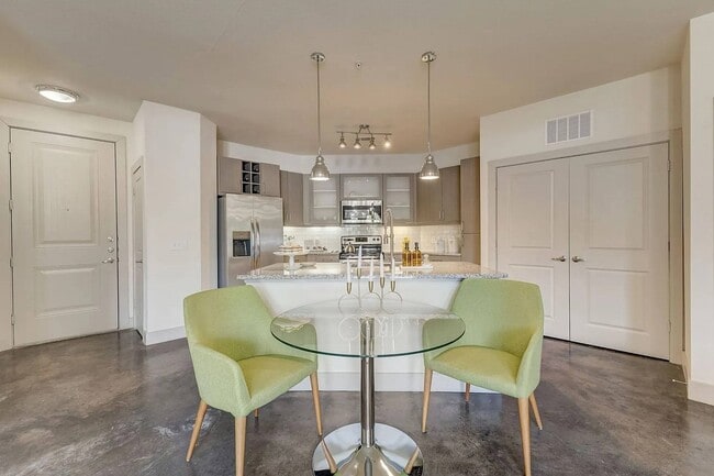 Photo - Skyline Farmers Market