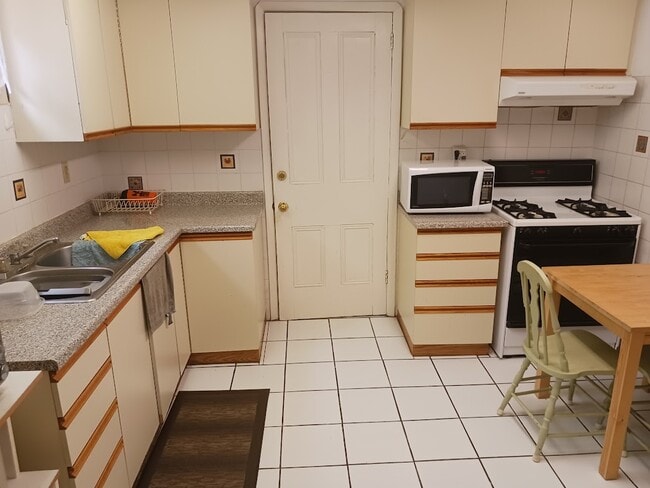 Photo - 42 Winston Park Blvd