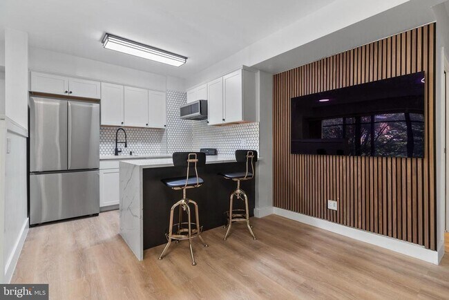 Building Photo - 1711 Massachusetts Ave NW Unit 132 Rental