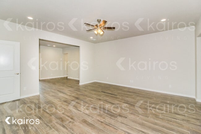 Photo - 8306 Miami Ave