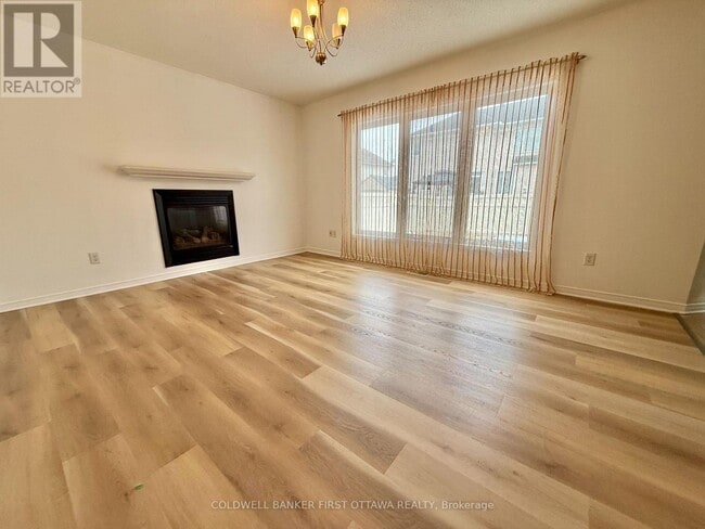 Photo - 805 Taradale Dr