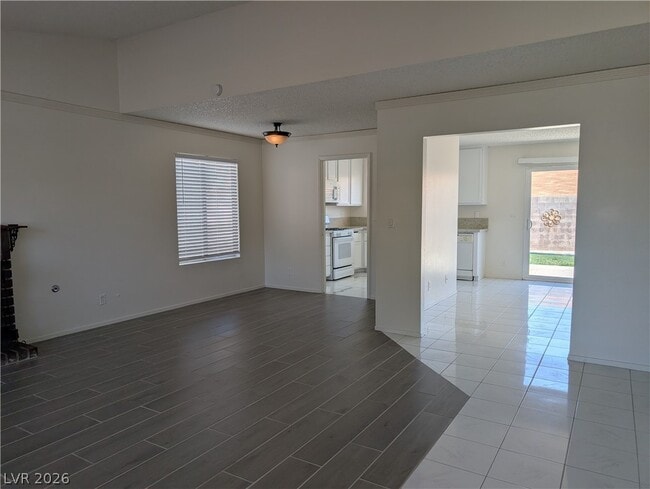 Photo - 4424 Honeycomb Dr