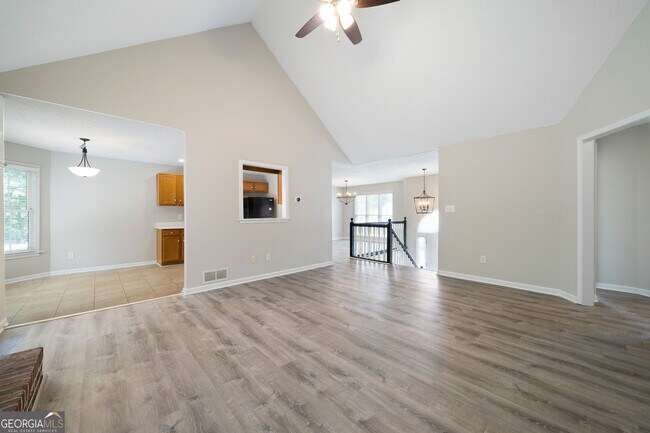 Photo - 33 Stevenson Point