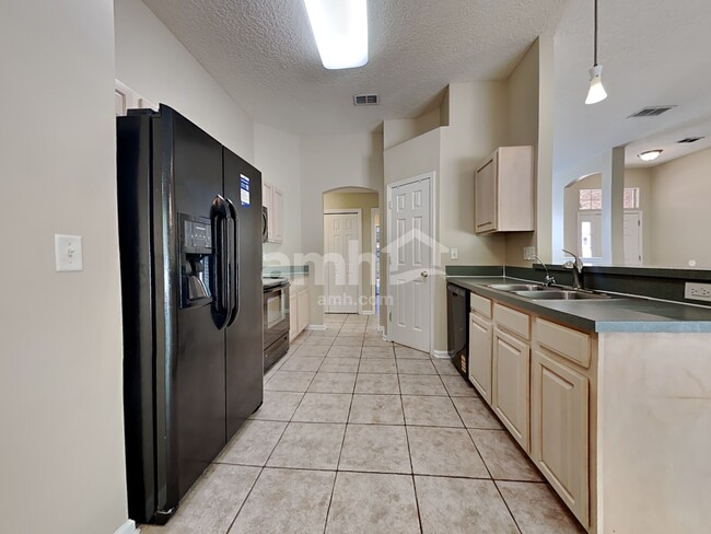 Photo - 1411 Heather Glen Ln