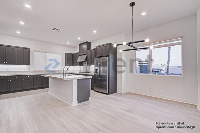 Photo - 1896 S Westside Dr