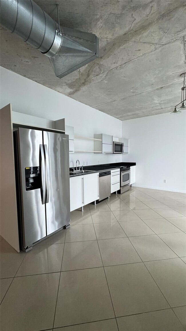 Photo - 690 SW 1st Ct Unit 1427