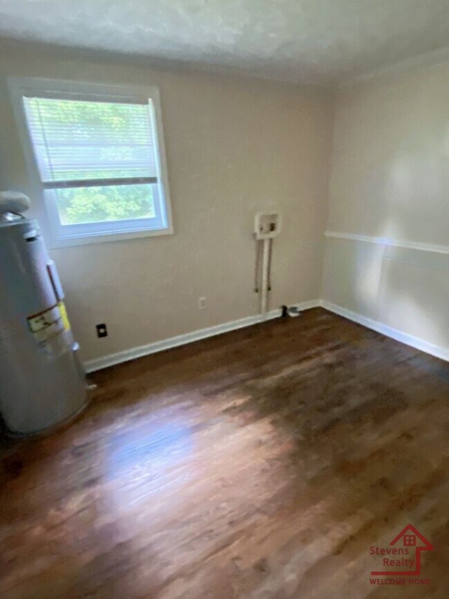 Photo - 25 N Franklin Ave