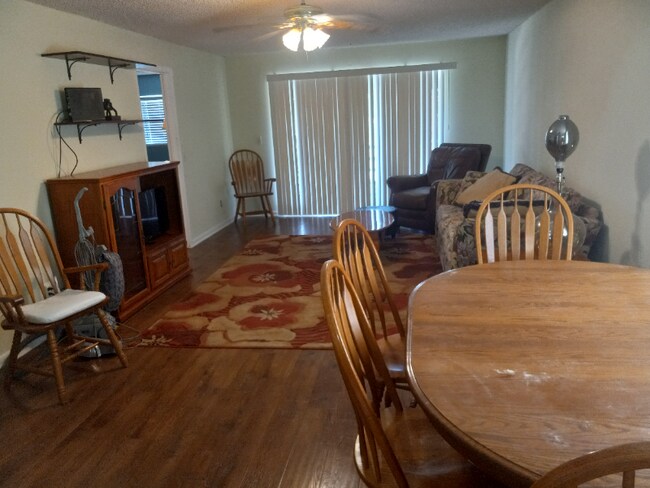 Photo - 1166 6th Ave