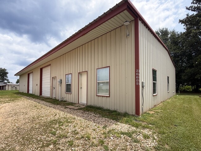 Photo - 26605 E River Rd