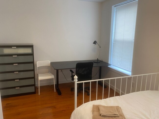 Photo - 21 N 42nd St Unit 2F