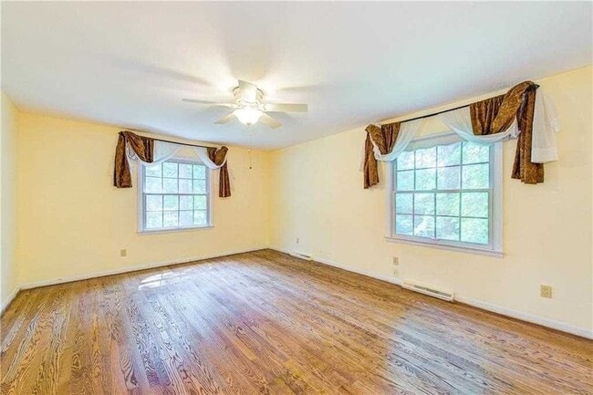 Photo - 3254 Kenilworth Dr