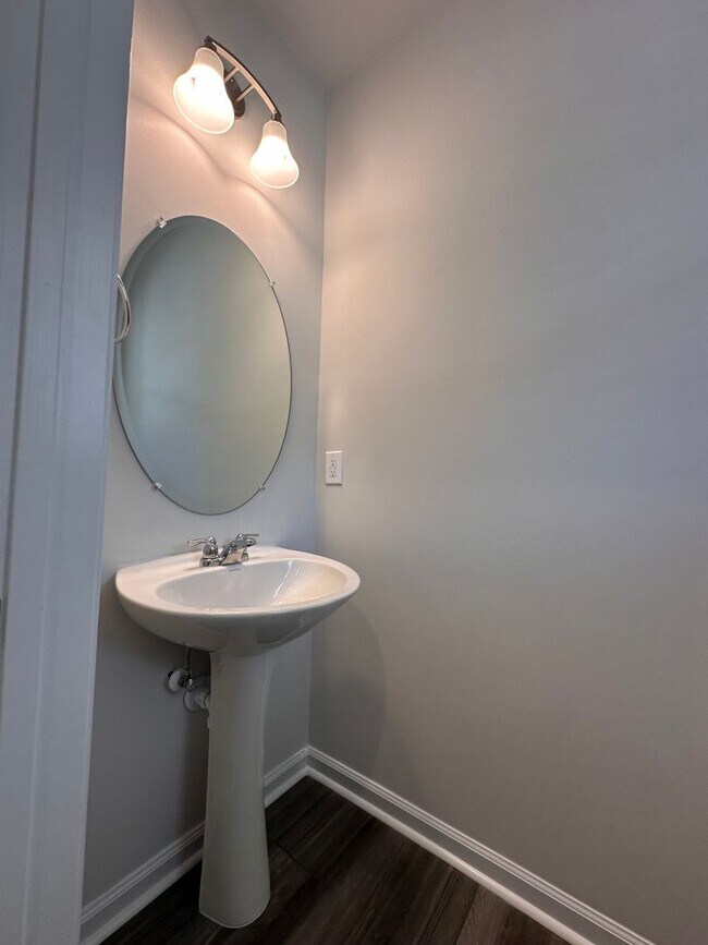 Photo - 3bd/2.5ba Townhome for rent @ Triple Crown in Durham