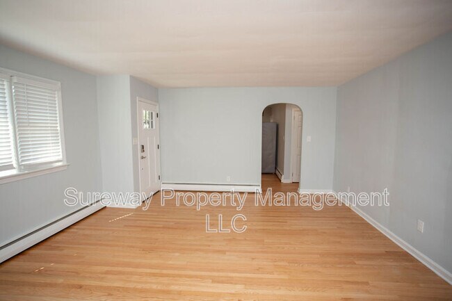 Photo - 196 Munger Ave