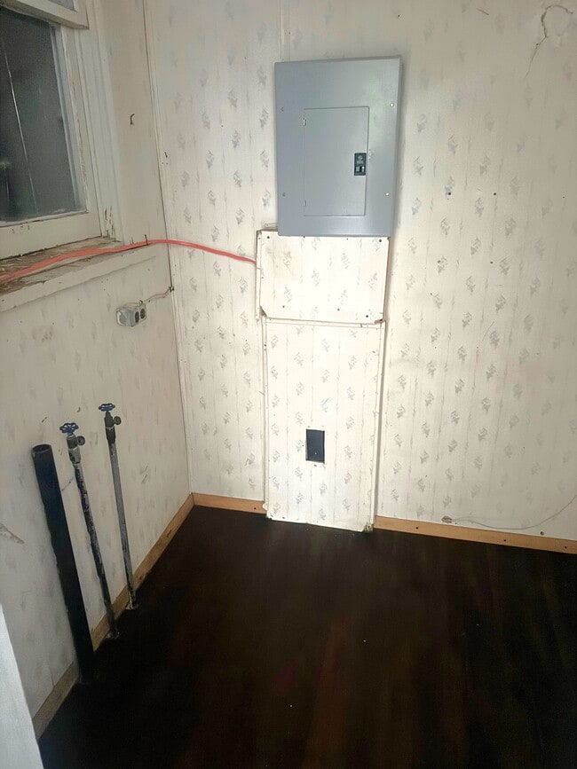 Photo - 614 Goodwin Ave