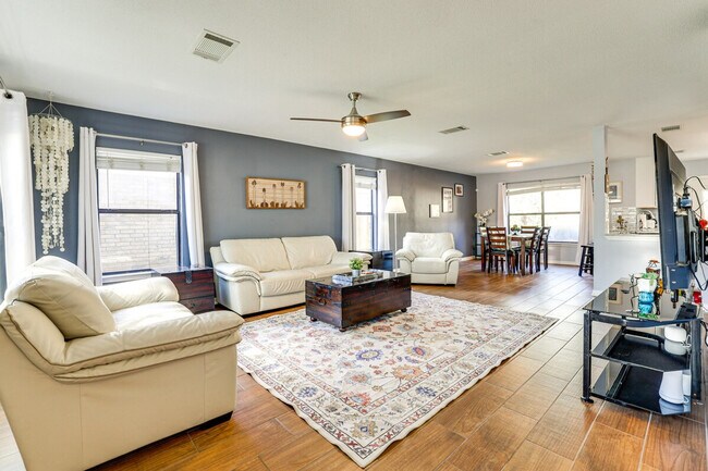 Photo - 1122 Gruene Rd Unidad ID1385976P