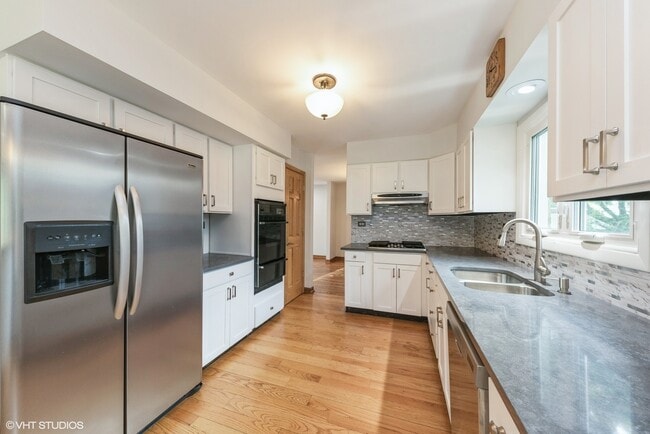 Photo - 1024 Charlene Ln