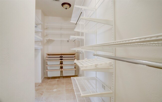 Photo - 124 S Brooksedge Cir