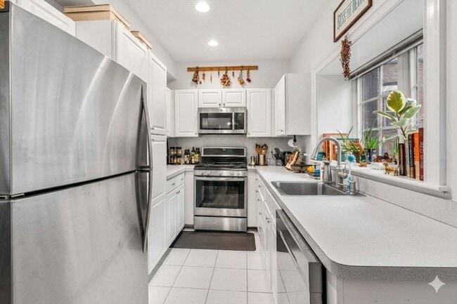 Photo - 190 Endicott St