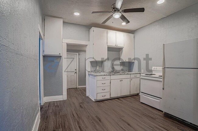 Photo - 1006 S Throckmorton St