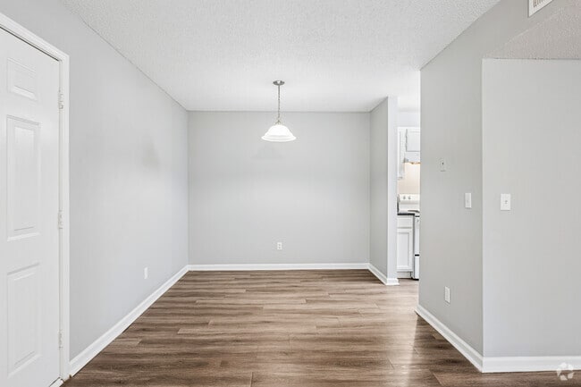 3BR, 2BA - 1,190SF - Dining Room