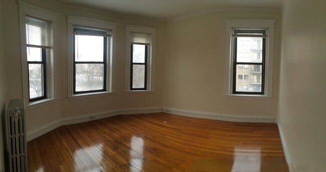 Photo - 19 Washington St S Unit 304
