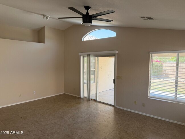 Photo - 6814 W Louise Dr