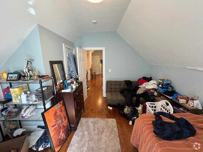 Building Photo - 3 Hamilton Rd Unit 2 Rental