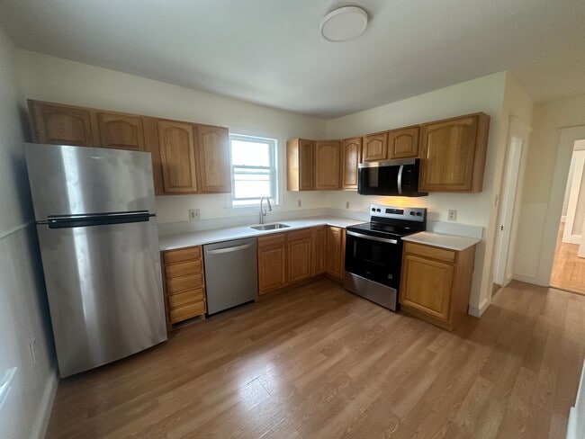 Building Photo - 39 Prospect Ave Unit 2
