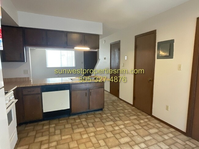 Photo - 1621 N Farmington Ave Unit #4